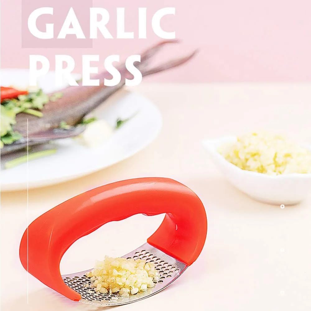 Curve Garlic Press Stainless Steel Garlic Crusher with Curve Handle Manual Garlic Mincer Tool Kitchen Tool Garlic Squeezer